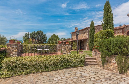 Monsummano Terme Villa | Wonderful private villa for 10 guests with WIFI, hot tub, private pool, A/C, TV and panoramic view