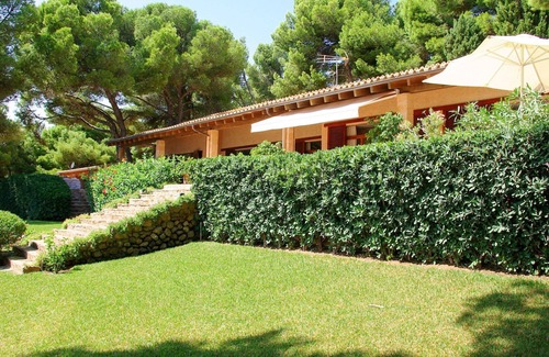 Costa de los Pinos Villa | Wonderful private villa for 10 guests with private pool, A/C, WIFI, TV, terrace and parking