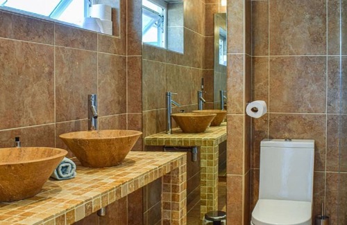 Gorran Haven House | Wonderful private villa for 6 people with WIFI, TV, patio and parking