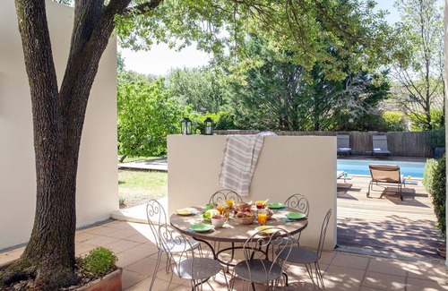 Saignon House | Wonderful private villa for 6 guests with private pool, WIFI, TV, terrace, pets allowed and park.