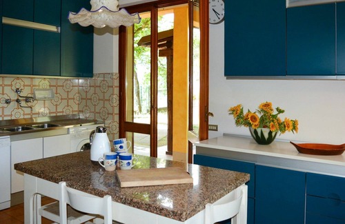 Giugnano Villa | Wonderful private villa for 16 people with private pool, WIFI, TV, terrace, pets allowed and par.