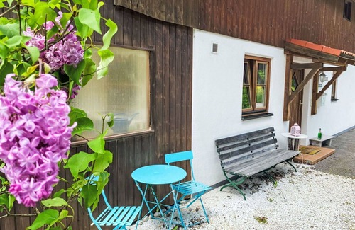 Lenggries House | Wonderful private villa for 8 guests with WIFI, TV, terrace and parking