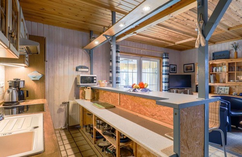Norderteil House | Wonderful private villa for 5 guests with TV, patio, pets allowed and parking