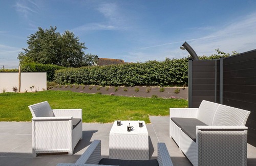 Cleder House | Wonderful private villa for 8 guests with WIFI, private pool, TV, terrace and parking