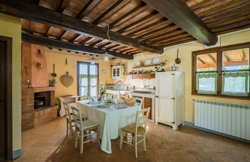 Montaione Villa | Wonderful private villa with hot tub, private pool, A/C, WIFI, TV, balcony, close to San Gimignano