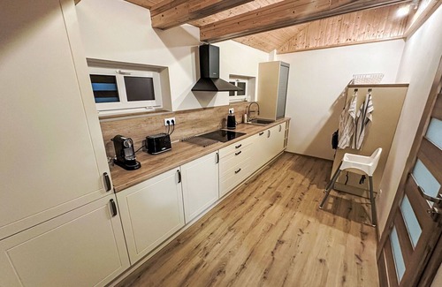 Krizany House | Wonderful private villa for 10 people with WIFI, TV, terrace and parking