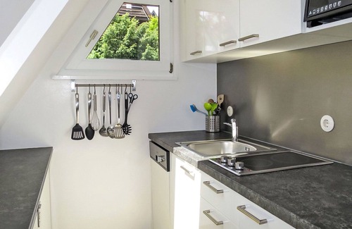 Wilhelmsdorf House | Wonderful private villa for 4 people with WIFI, TV, terrace, pets allowed and parking