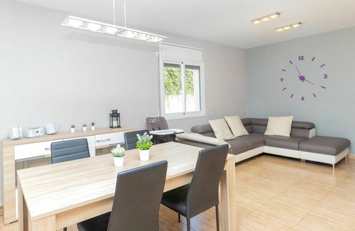 Segur de Calafell House | Wonderful private villa for 7 guests with A/C, private pool, TV, patio and parking