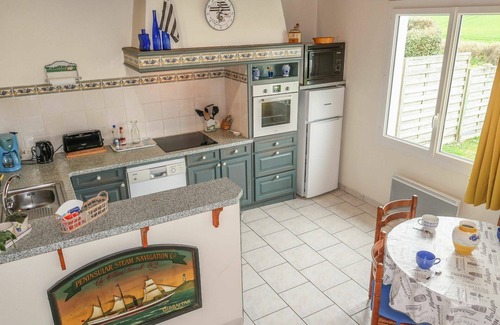 Primelin House | Wonderful private villa for 2 guests with TV, terrace and parking