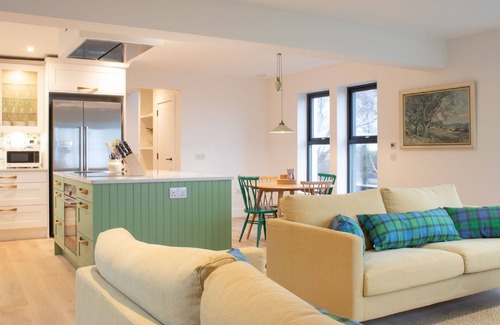 Colbost House | Wonderful private villa for 6 guests with WIFI, TV, patio, panoramic view and parking
