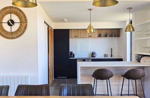 Breakish House | Wonderful private villa for 8 people with TV, terrace, panoramic view and parking