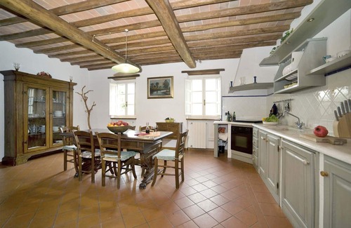 Pieve di Compito Villa | Wonderful private villa for 7 guests with WIFI, private pool, A/C, TV and patio, close to Lucca