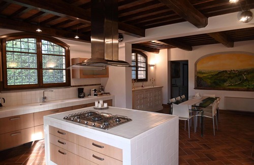 Certaldo Villa | Wonderful private villa with private pool, hot tub, A/C, WIFI, TV, patio, close to San Gimignano