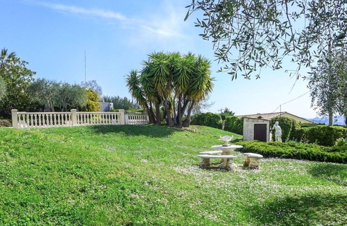 Gattieres House | Wonderful private villa for 8 guests with WIFI, private pool, TV, terrace, pets allowed and park...