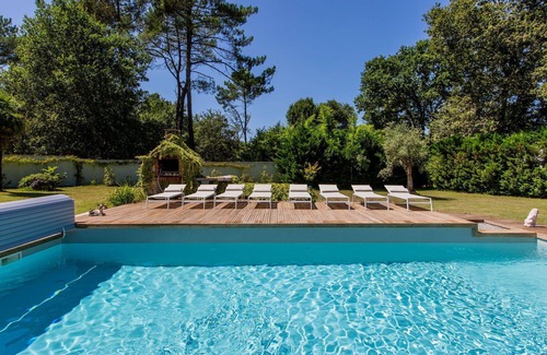 Magescq Villa | Wonderful private villa for 8 guests with private pool, WIFI, A/C, TV, terrace and parking