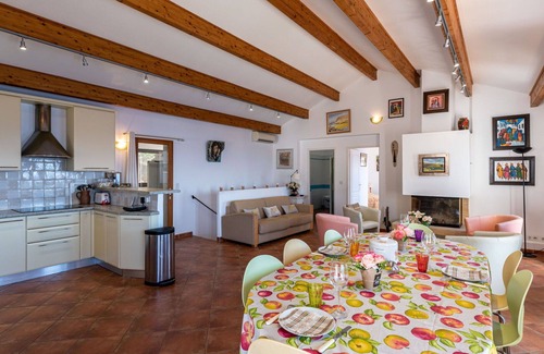 Canari House | Wonderful private villa for 6 people with private pool, A/C, WIFI, TV, patio and pets allowed