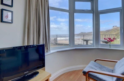 Woolacombe Villa | Wonderful private villa for 6 guests with WIFI, TV, terrace, pets allowed and parking