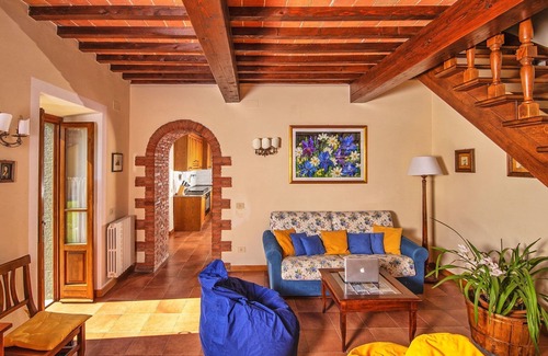 Porrena Villa | Wonderful private villa with private pool, WIFI, TV, patio, pets allowed and panoramic view