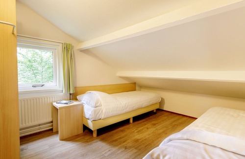 America House | Wonderful private villa for 8 guests with WIFI, pool, TV, terrace and parking