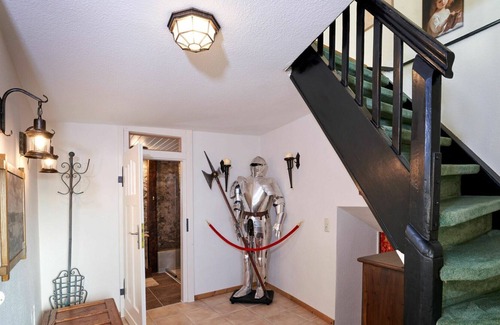 Ulmen House | Wonderful private villa for 6 people with WIFI, TV and terrace