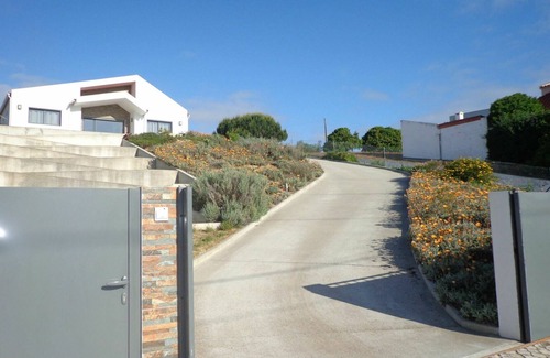 Casais do Rio House | Wonderful private villa for 6 people with WIFI, private pool, TV, terrace and parking