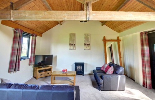 Caersws House | Wonderful private villa for 2 guests with WIFI, TV, panoramic view and parking