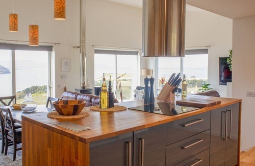 Stein House | Wonderful private villa for 6 people with WIFI, TV, terrace, pets allowed and parking