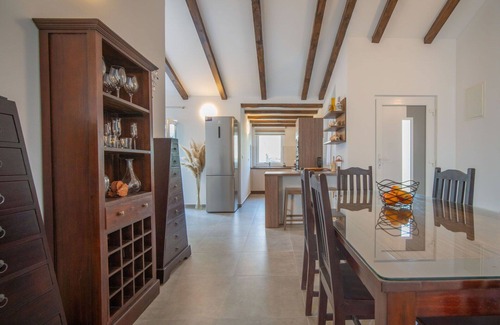 Cunski House | Wonderful private villa for 12 people with A/C, hot tub, WIFI, TV, patio and parking