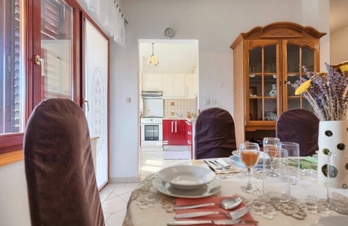 Muntic House | Wonderful private villa with private pool, A/C, WIFI, TV, patio, pets allowed and parking