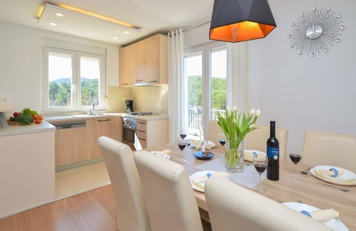 Bilice House | Wonderful private villa for 8 people with A/C, WIFI, private pool, TV, terrace and parking