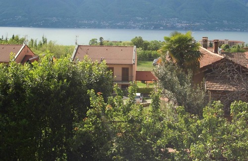 Brezzo di Bedero House | Wonderful private villa for 5 people with WIFI, TV, patio, pets allowed and parking