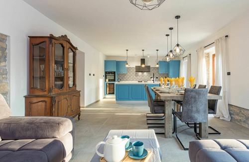 Radini House | Wonderful private villa with WIFI, A/C, private pool, TV, terrace, pets allowed and parking