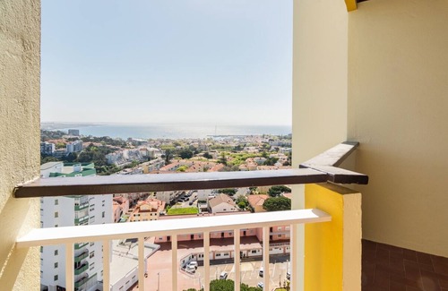 Cascais Apartment | Wonderful Studio in Cascais With Sea View