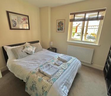 Bicester Apartment | Wonderful two bedroom house in Bicester