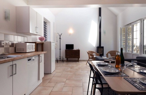 Le Mesnil-Patry House | Wonderful villa for 5 people with WIFI, TV and terrace