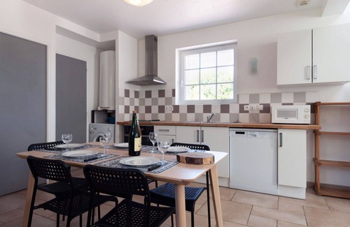 Le Mesnil-Patry House | Wonderful villa for 5 people with WIFI, TV and terrace