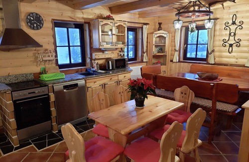 Korenov Villa | Wonderful villa for 10 people with WIFI, hot tub and TV