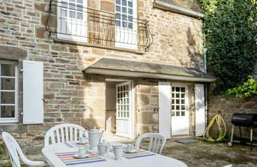 Ille-et-Vilaine House | Wonderful villa for 6 people with WIFI, TV and patio