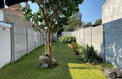 Kroeslin House | Wonderful villa for 4 people with A/C, WIFI, TV, terrace, pets allowed and parking