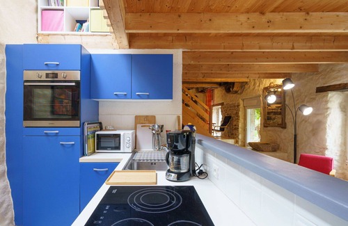 Plovan House | Wonderful villa for 6 people with WIFI, TV, terrace and parking