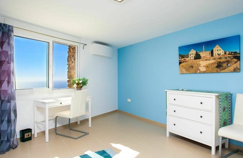 Torrox Costa House | Wonderful villa for 6 people with pool, WIFI, A/C, TV, terrace and parking