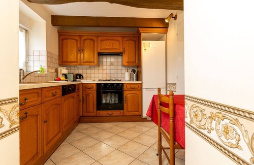 Saint-Coulomb House | Wonderful villa for 5 guests with TV, terrace and parking