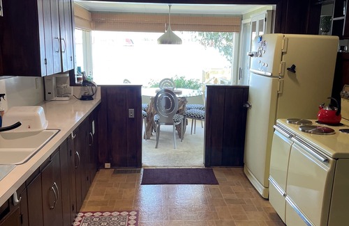 Sturgeon Bay Cottage | Wonderful waterfront home