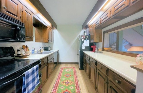 Bromley Mountain House | Wonderfully appointed Ridges Bromley Townhouse