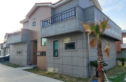 Hallim House | Wonderpool pension