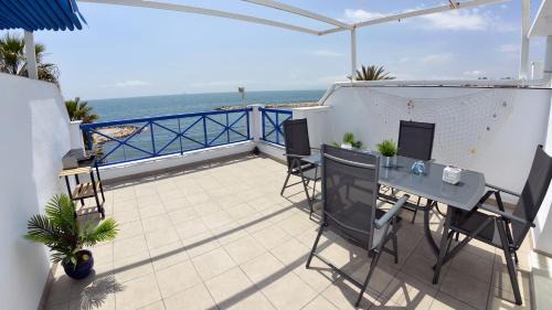 Malaga-Este Apartment | WonderStays Apartamentos La Perla Azul Pedregalejo