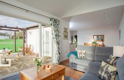 Sidmouth House | Wonkey Donkey Cottage