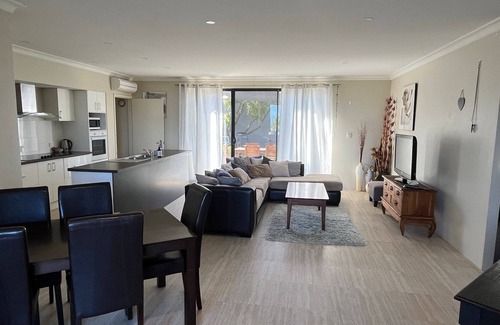 Wonnerup House | Wonnerup Beach Views
