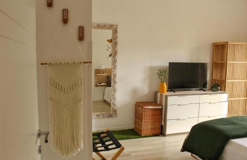 Quartiere XXVII Primavalle Apartment | Wood Apartment - Rome Battistini