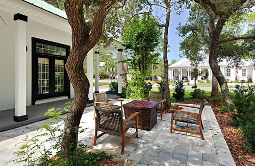 Seagrove Beach Condo | Wood Beach Retreat